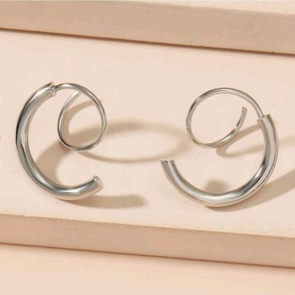 🌟 SILVERTONE SWIRL HOOP THREADER EARRINGS - Picture 5 of 6